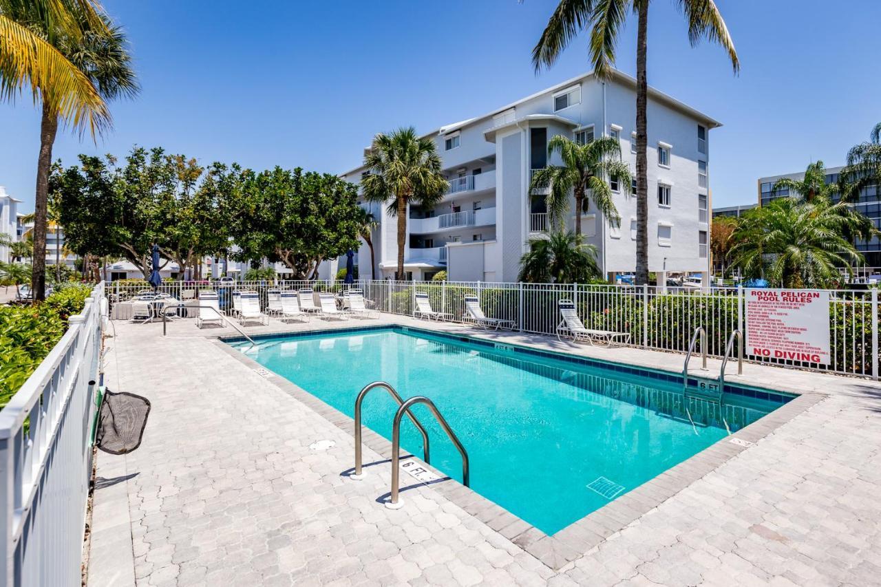 Royal Pelican 381 Fort Myers Beach Exterior foto